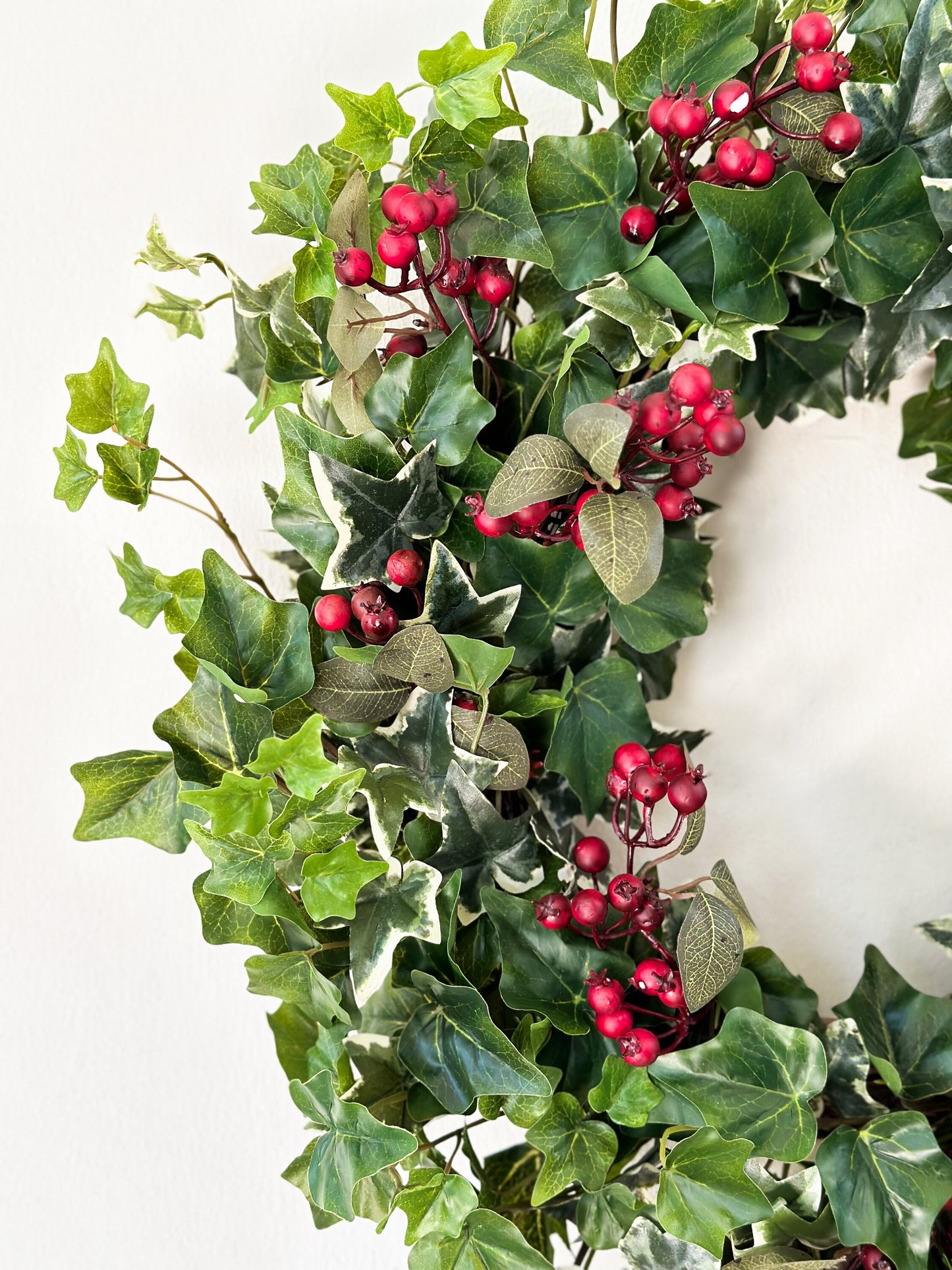Classic Christmas Wreath w/ Ivy and Red Berries, Vintage Style Wreath for Front Door, Unique Seasonal Home Decor, Simple Holiday Wreath