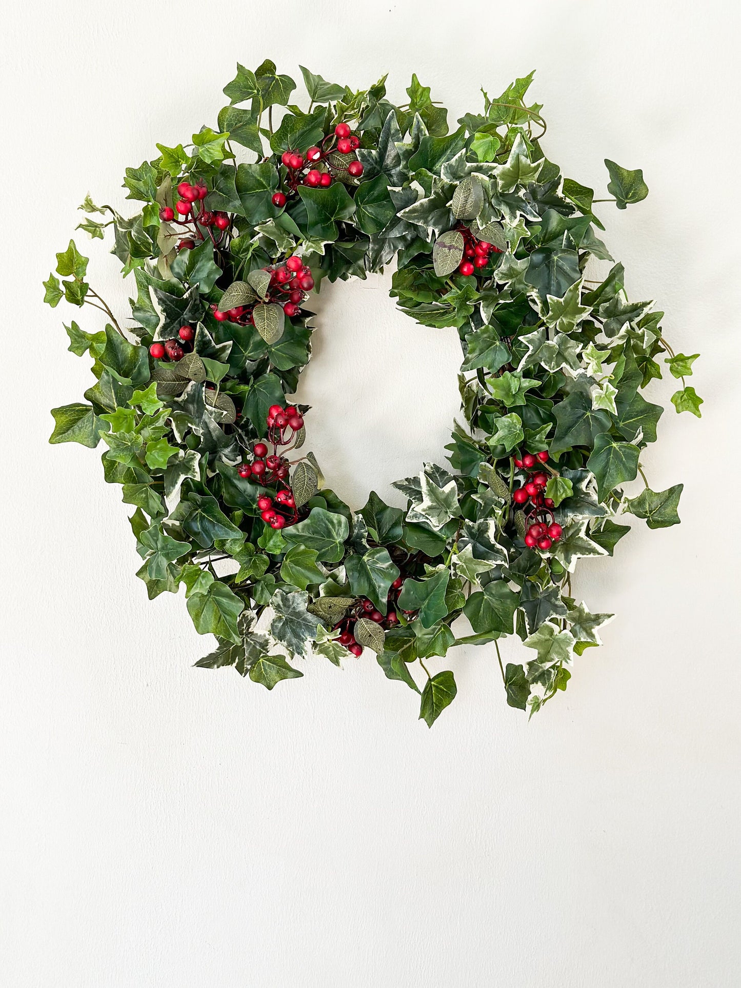 Classic Christmas Wreath w/ Ivy and Red Berries, Vintage Style Wreath for Front Door, Unique Seasonal Home Decor, Simple Holiday Wreath