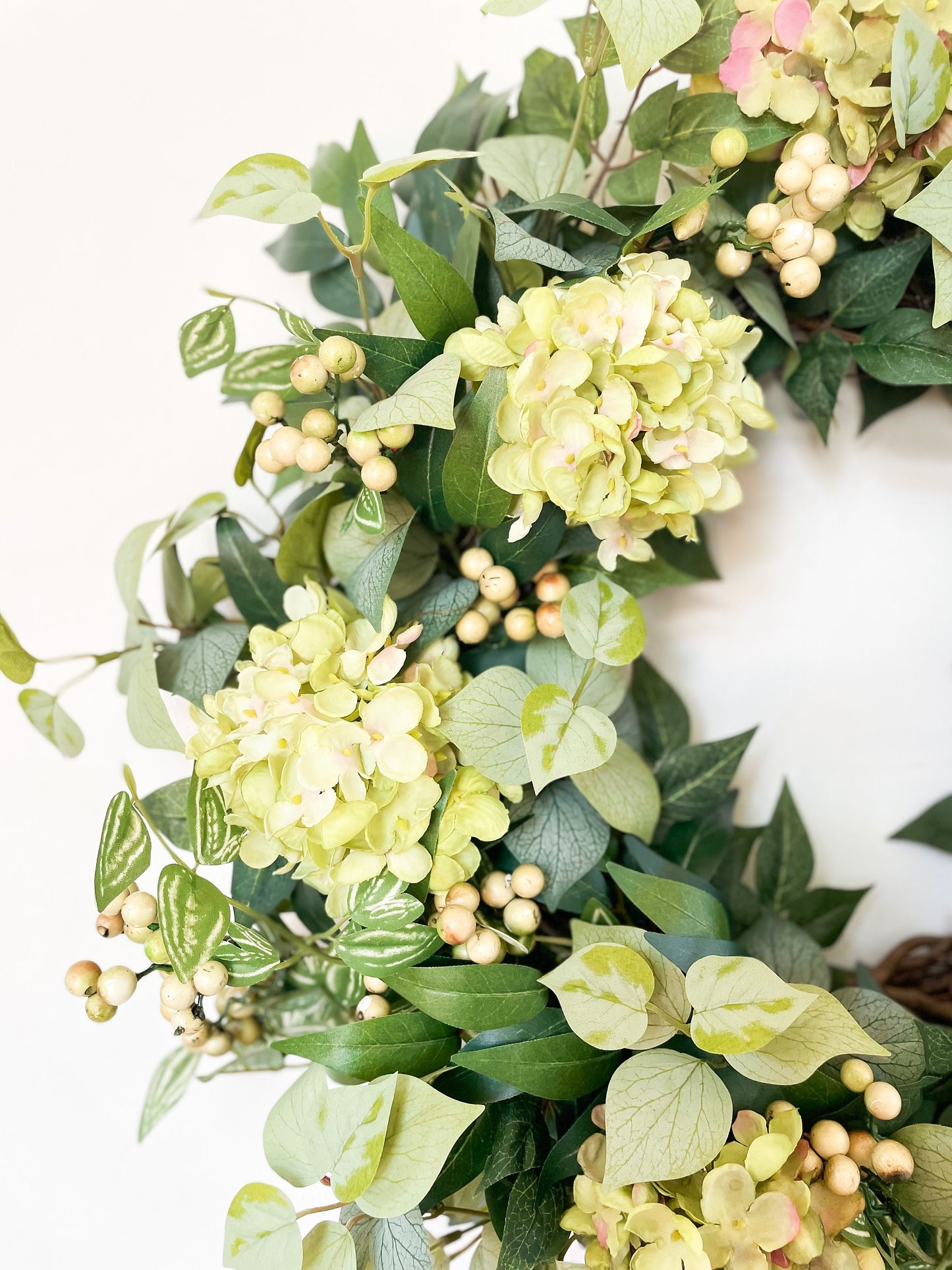 Artificial Hydrangea Wreath with Cream Berries